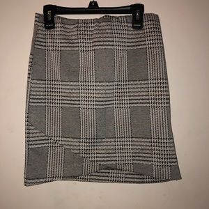Bodycon plaid skirt